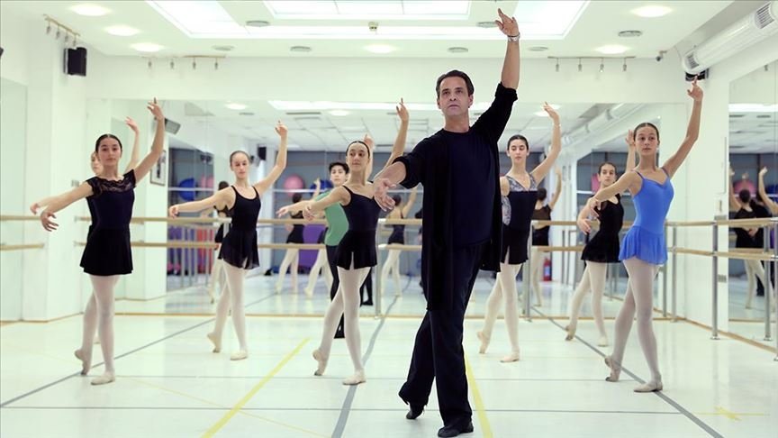 Bahri Gürcan previously provided training to French dancers, Nov. 13, 2019. (AA Photo) 