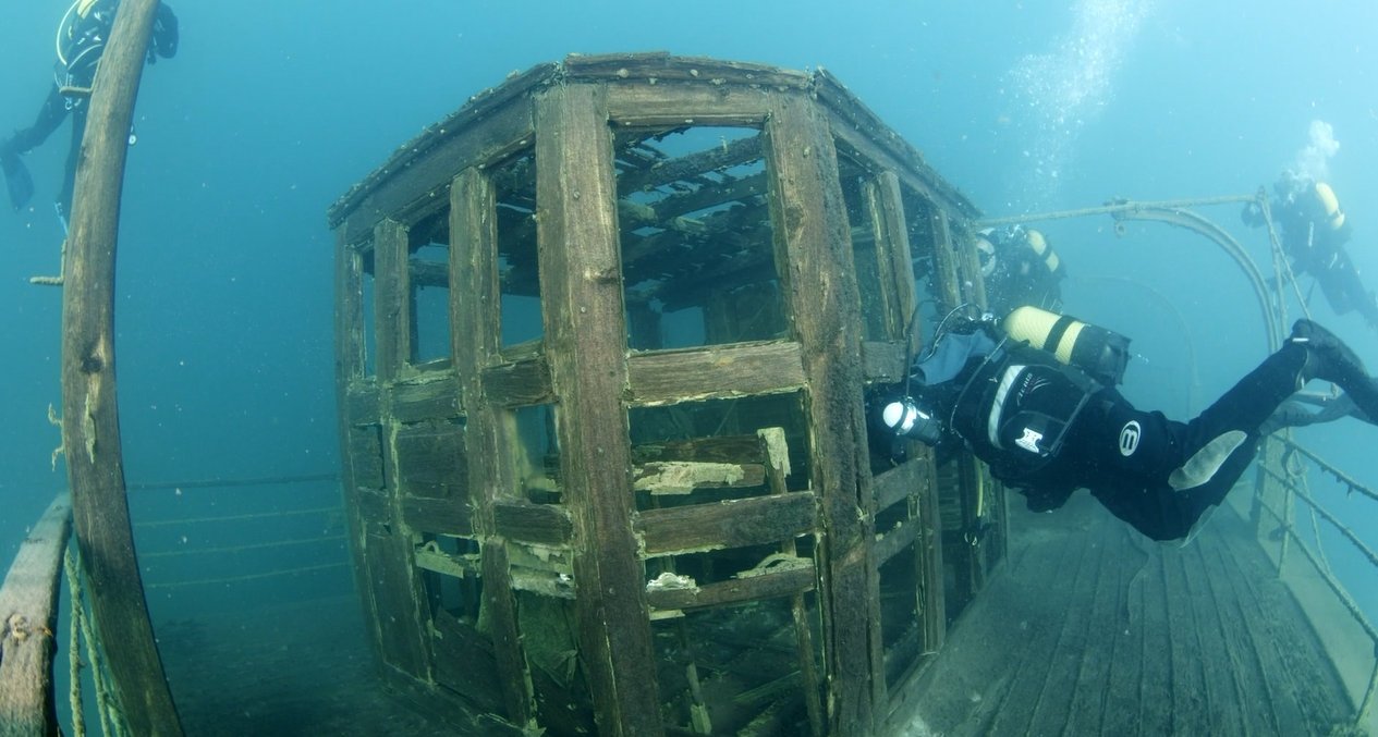 A diver explores a sunken Russian freighter in Lake Van, eastern Turkey, Aug. 12, 2021. (DHA Photo)