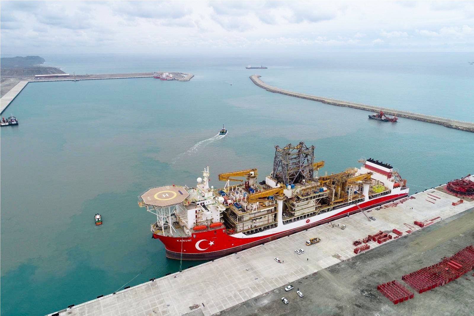 Turkey&#039;s drillship Kanuni is seen at the Port of Filyos in northern Zonguldak province, Turkey, June 3, 2021. (AA Photo)