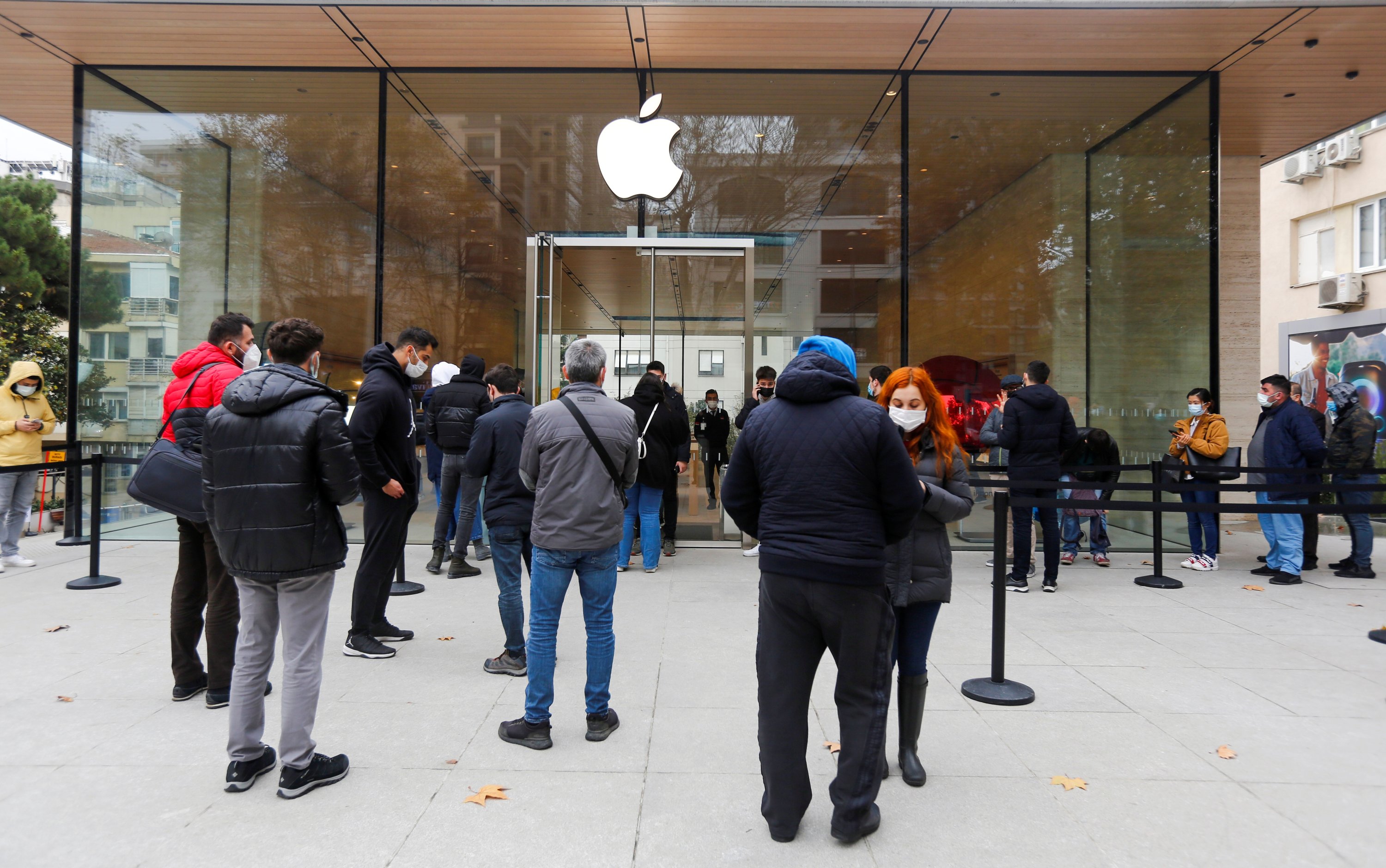 Apple Customers in Turkey Being Turned Away at Retail Stores as