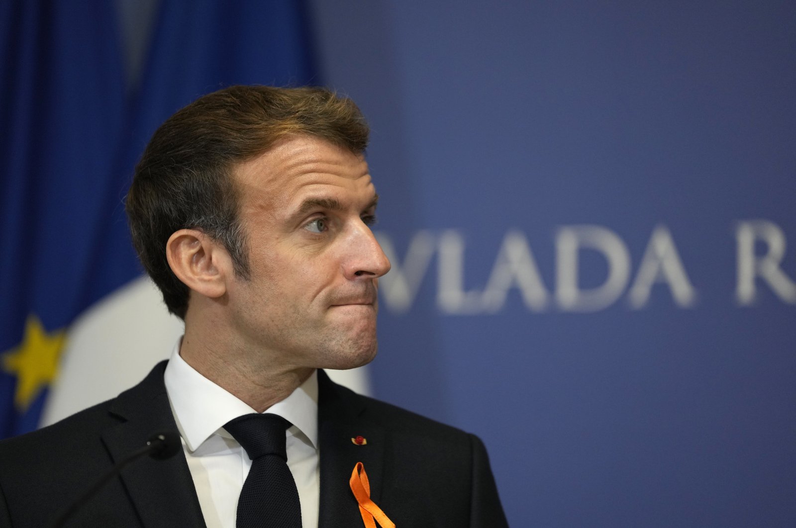 Macron meminta bantuan UE untuk menghentikan migrasi ke Prancis
