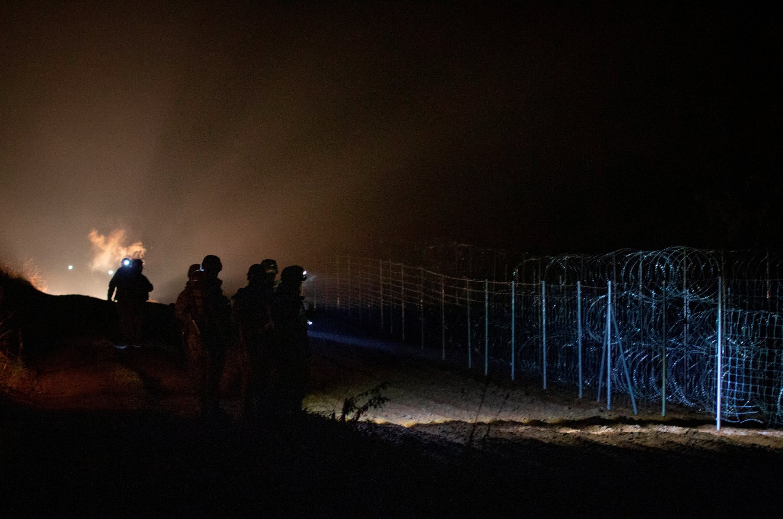 ‘Pemberontakan’ migran meletus di pusat penahanan dekat perbatasan: Polandia