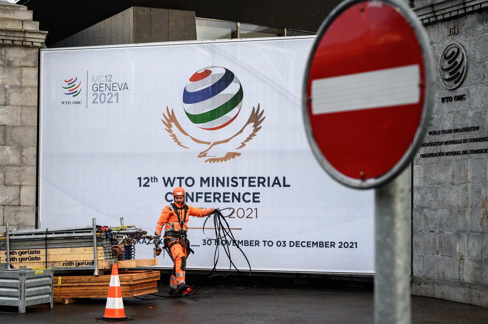 WTO menunda konferensi karena pembatasan perjalanan COVID-19