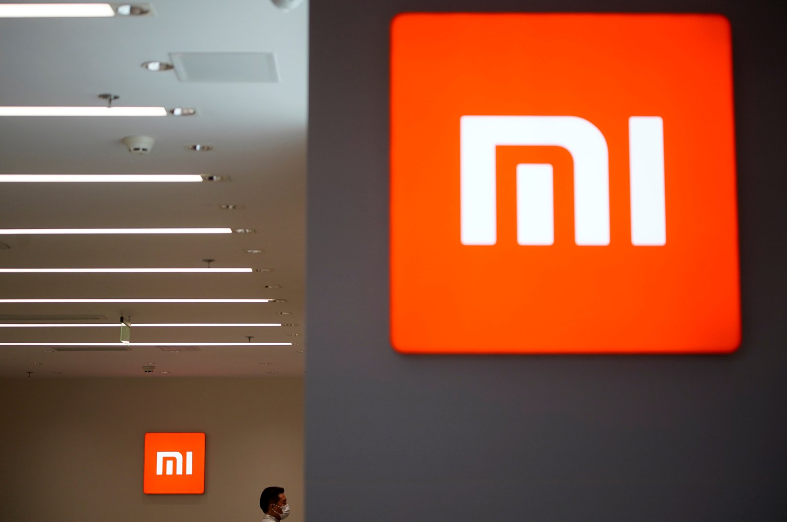 The Xiaomi logo is seen at a Xiaomi shop in Shanghai, China, May 12, 2021. (Reuters Photo)