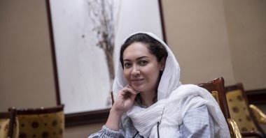 Niki Karimi poses during an interview, Istanbul, Turkey, Nov. 29, 2021. (AA)