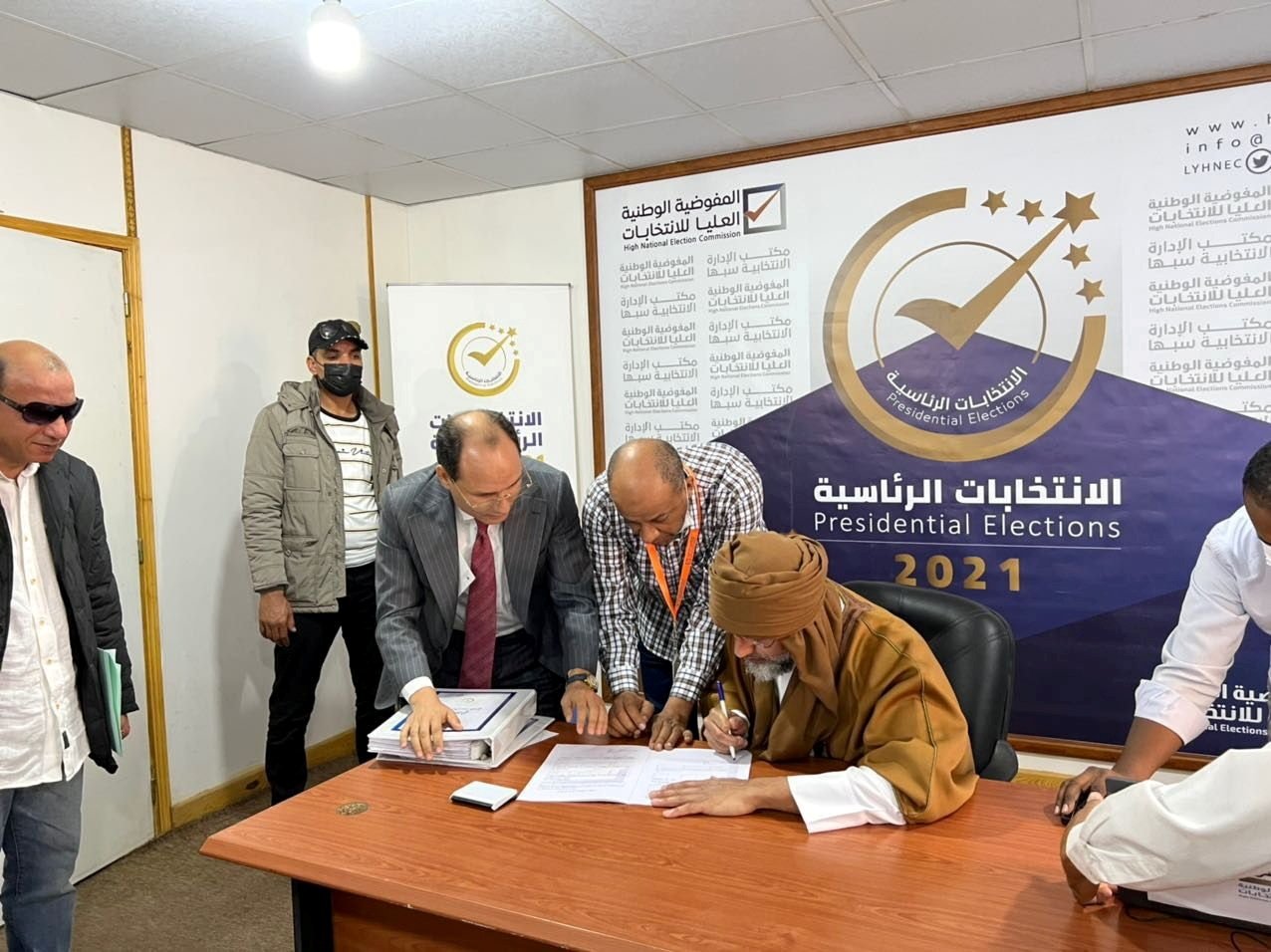 Seif al-Islam Gadhafi, son of Libya&#039;s former leader Moammar Gadhafi, registers as a presidential candidate for the Dec. 24 election, at the registration center in the southern town of Sebha, Libya, Nov. 14, 2021. (Reuters File Photo)