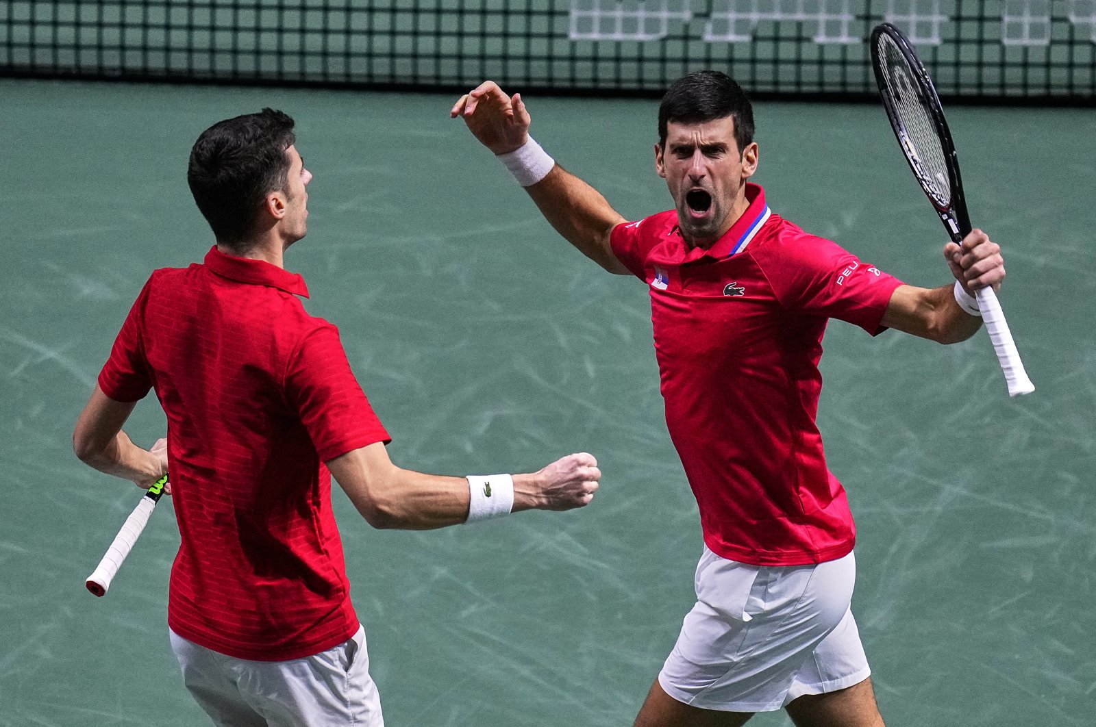 Djokovic membawa Serbia ke semifinal Piala Davis dengan tunggal, ganda menang