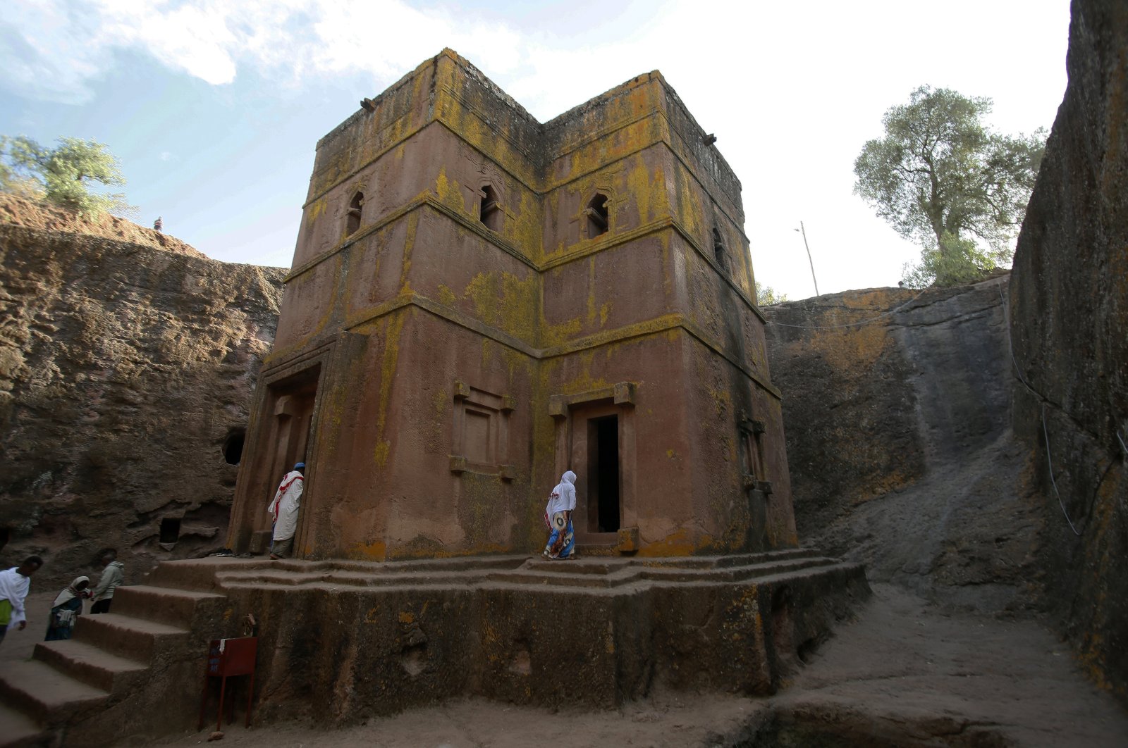 A view of the monolithic rock-cut Church of Saint George, also known as Bete Giyorgis, in Lalibela, Amhara Region, Ethiopia, Oct. 30, 2018. (AA Photo)
