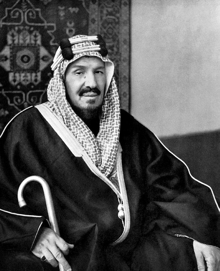 Official portrait of Abdulaziz bin Abdul Rahman Al Saud in the 1940s. (Wikimedia)