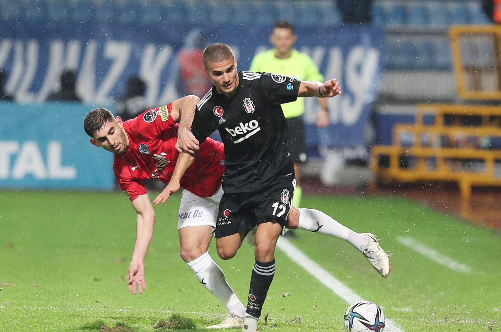 Kasımpaşa – Beşiktaş imbang 1-1 tapi kabar baik untuk Beşiktaş dari UEFA