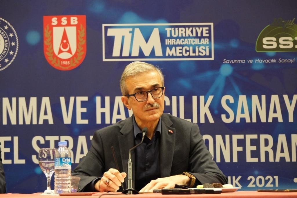 Presidency of Defense Industries (SSB) Chairperson Ismail Demir speaks to journalists in Antalya province, Turkey, Dec. 4, 2021. (Courtesy of the SSB)