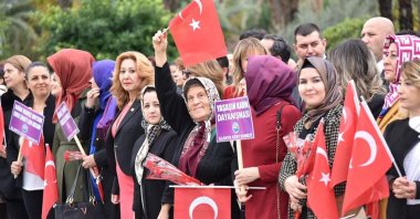 People attend a Women's Rights Day event in the Alanya district of Antalya, southern Turkey, Dec. 5, 2018. (DHA File Photo)