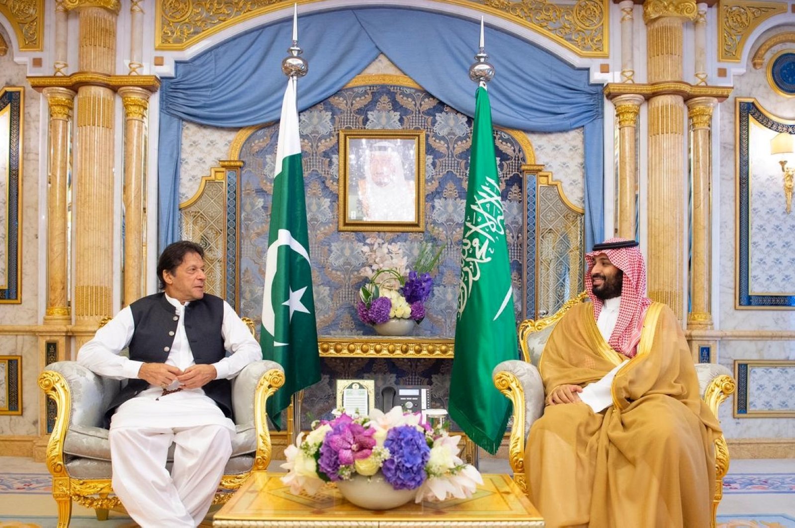 Pakistan memperoleh pinjaman  miliar dari Arab Saudi