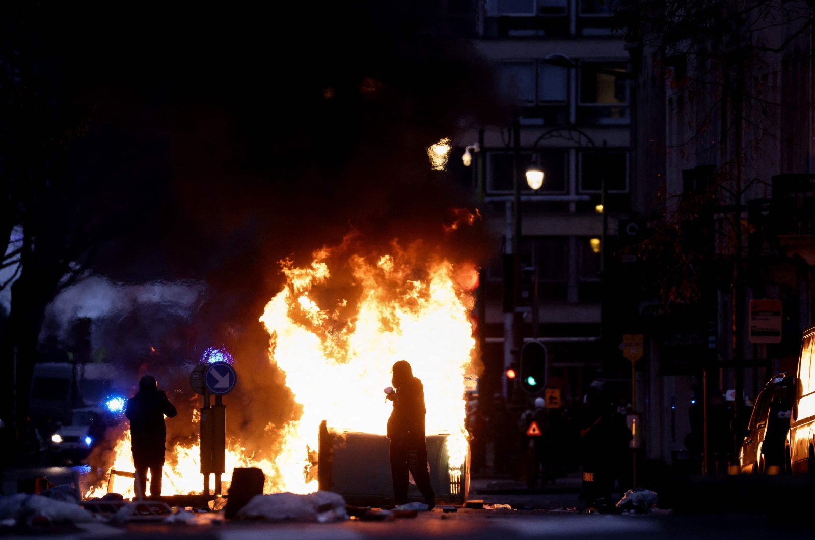 Protes lagi pembatasan COVID-19 berubah menjadi kekerasan di Brussel