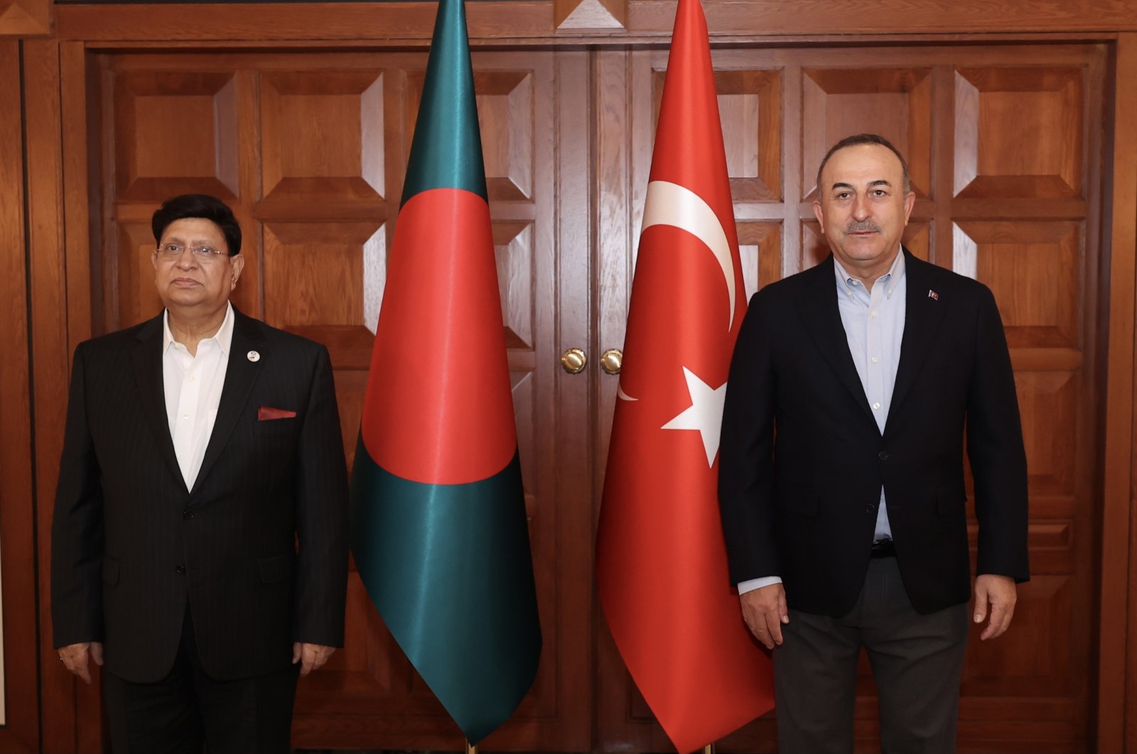 Foreign Minister Mevlüt Çavuşoğlu (R) hosts Bangladesh&#039;s Foreign Minister Abdul Momen in the capital Ankara, Turkey, Dec. 13, 2021. (AA Photo)