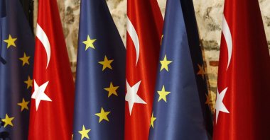 Turkey's and European flags at the opening session of a high-level meeting between EU and Turkey, in Istanbul, Feb. 28, 2019. (AP File Photo)