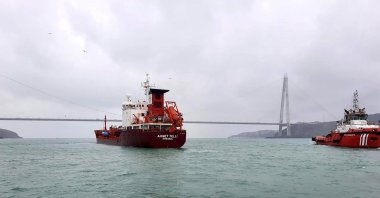 A view of the malfunctioned tanker alongside a Coastal Safety boat sent for assistance, Istanbul, Turkey, Dec. 15, 2021. (AA PHOTO)