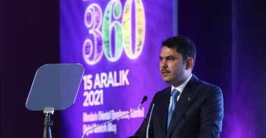Environment and Urban Planning Minister Murat Kurum speaks at RE360 event held in Istanbul, Turkey, Dec. 15, 2021. (Courtesy of Alkaş)