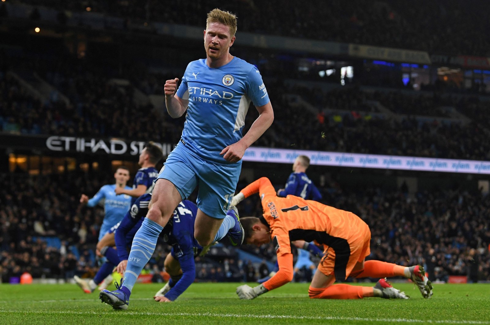 Manchester City&#039;s Kevin De Bruyne celebrates after scoring in a Premier League match against Leeds United at the Etihad Stadium, Manchester, England, Dec. 14, 2021. (AFP Photo)