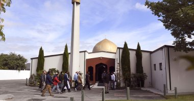 Members of the local Muslim community enter the Al Noor mosque after it was reopened in Christchurch, New Zealand, March 23, 2019. (AFP Photo)