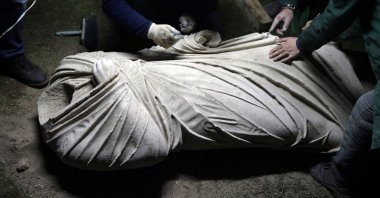 Archeologists unearth 2,000-year-old statues in western Turkey. (AA Photo) 