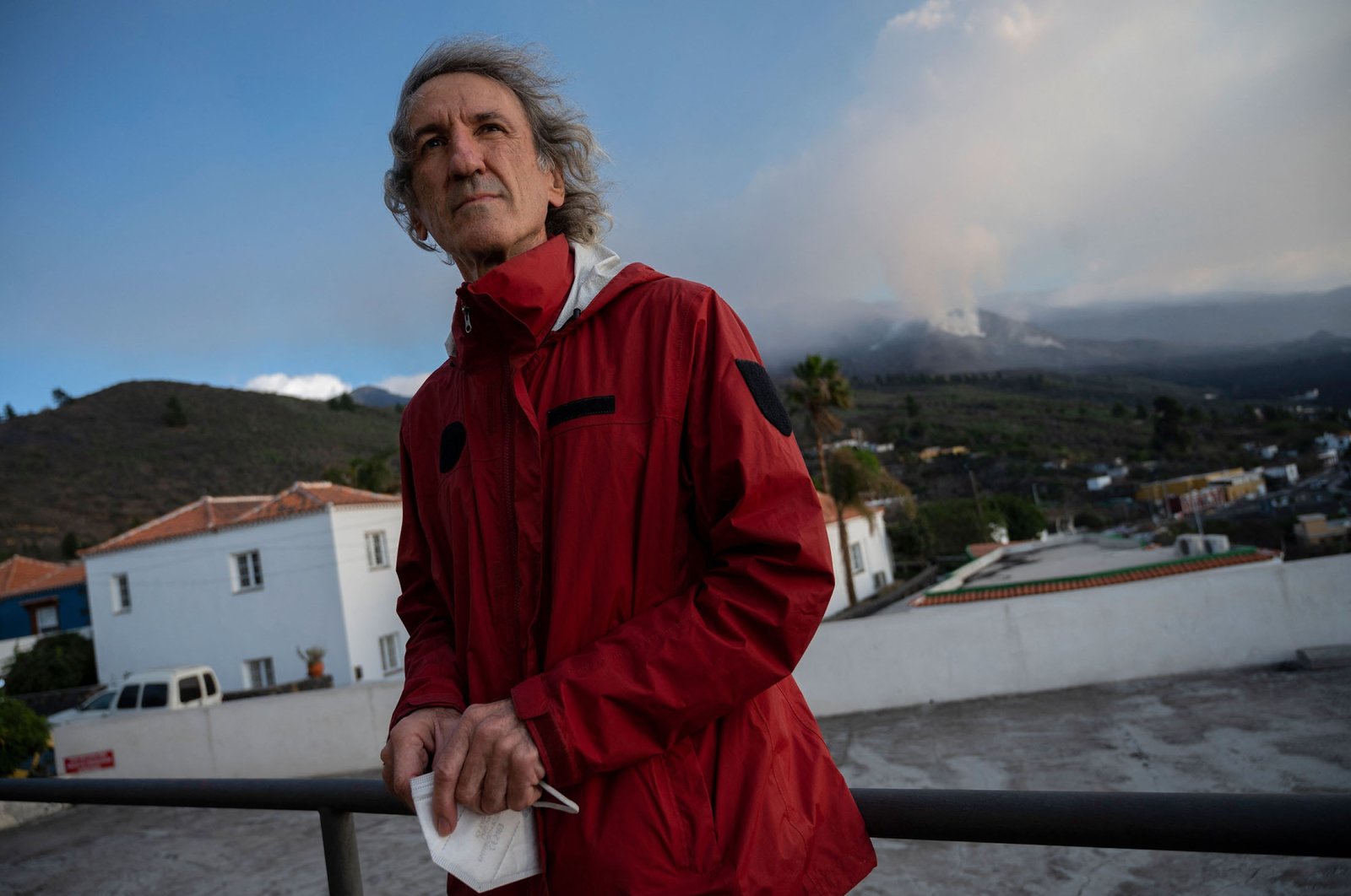 Spanish vulcanologist Vicente Soler poses for a photo, at El Paso on the Canary island of La Palma, Spain, Dec. 11, 2021. (AFP Photo)