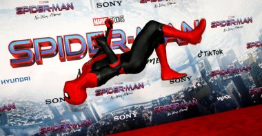 A person dressed in Spider-Man costume performs at the premiere for the film "Spider-Man: No Way Home," in Los Angeles, California, U.S., Dec. 13, 2021. (Reuters Photo)
