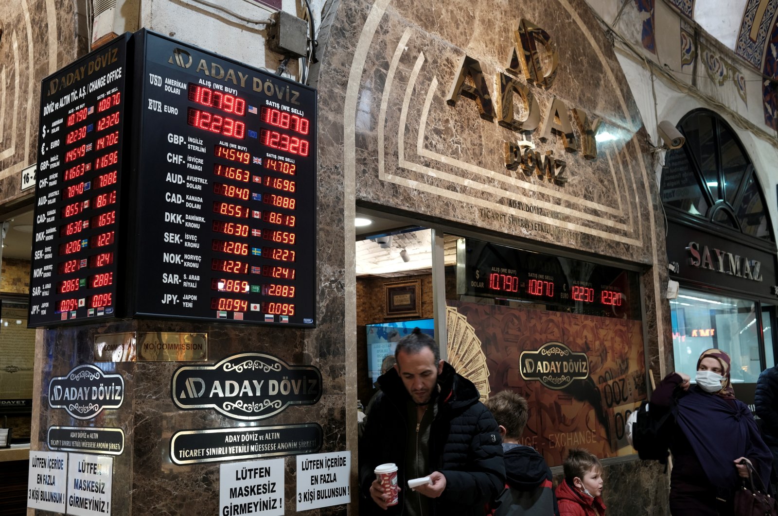 A board showing currency exchange rates is seen outside an exchange office at the Grand Bazaar in Istanbul, Turkey, Nov. 18, 2021. (Reuters Photo)