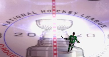 Alexander Radulov of the Dallas Stars skates over the Stanley Cup logo prior to the exhibition game against the Nashville Predators before the 2020 NHL Stanley Cup Playoffs in Edmonton, Alberta, Canada, July 30, 2020. (AFP Photo)
