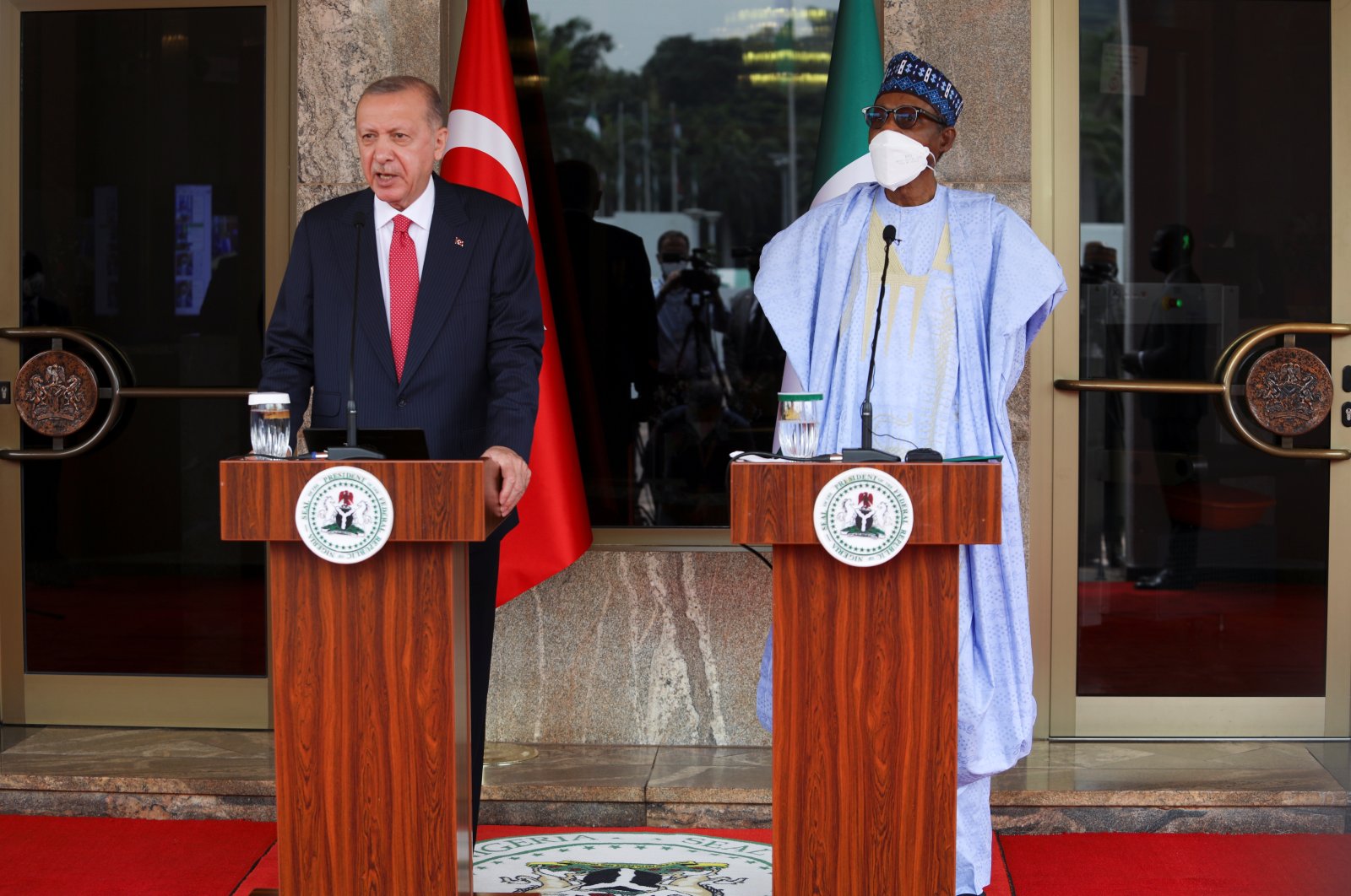 President Recep Tayyip Erdoğan and Nigerian President Muhammadu Buhari hold a news conference in Abuja, Nigeria, Oct. 20, 2021. (Reuters File Photo)