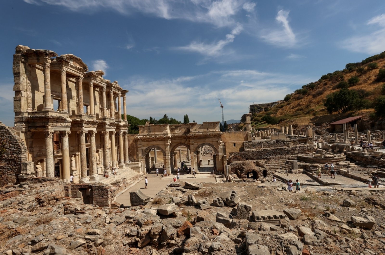 Kota kuno Efesus untuk bersatu kembali dengan Aegean setelah 2.500 tahun
