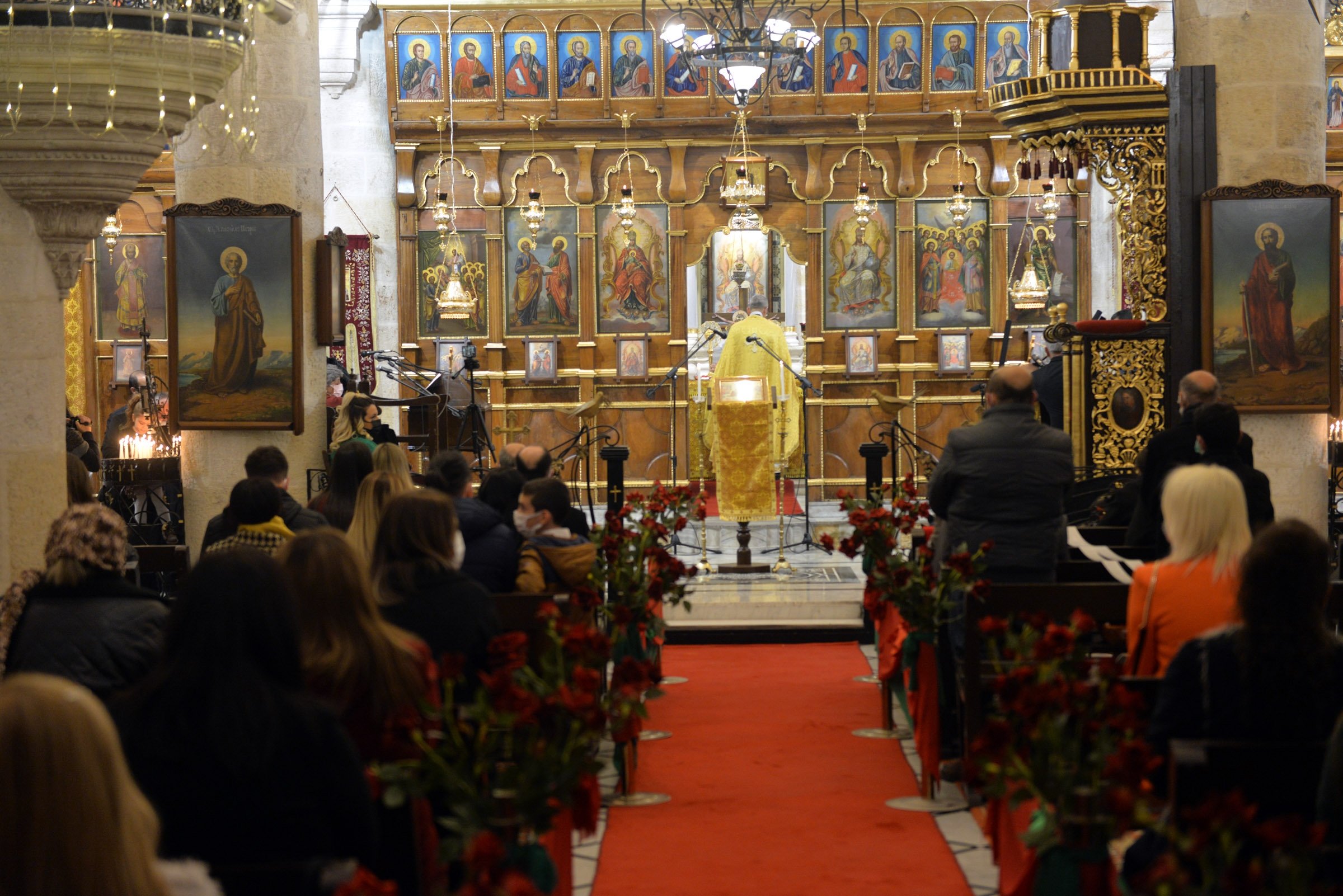 Christmas service at the Antakya Orthodox Church in Hatay, Turkey, Dec. 25, 2021. (DHA Photo)