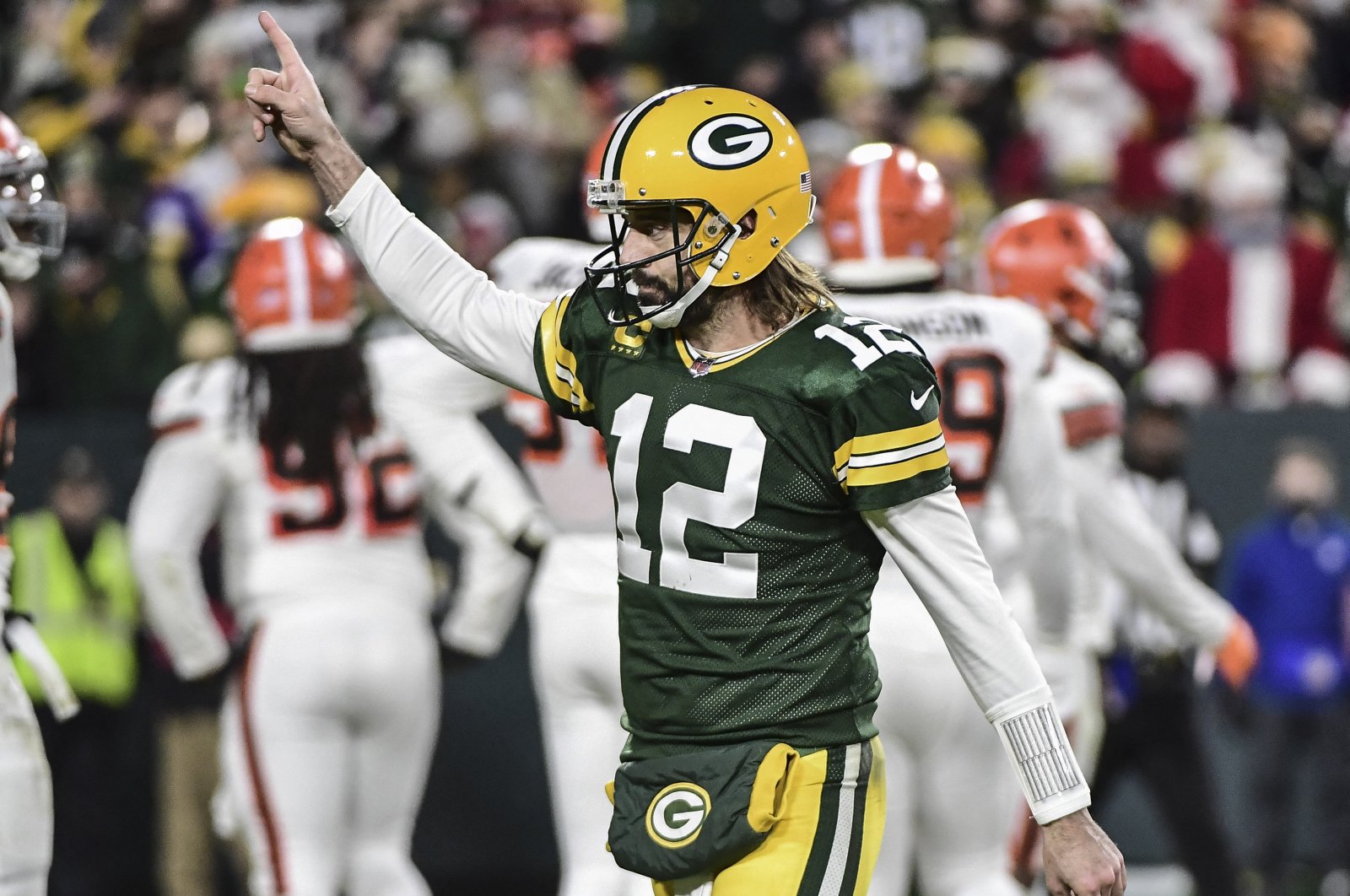 Green Bay Packers&#039; Aaron Rodgers reacts after throwing a touchdown in an NHL game against the Cleveland Browns, Wisconsin, U.S., Dec 25, 2021. (Reuters Photo)