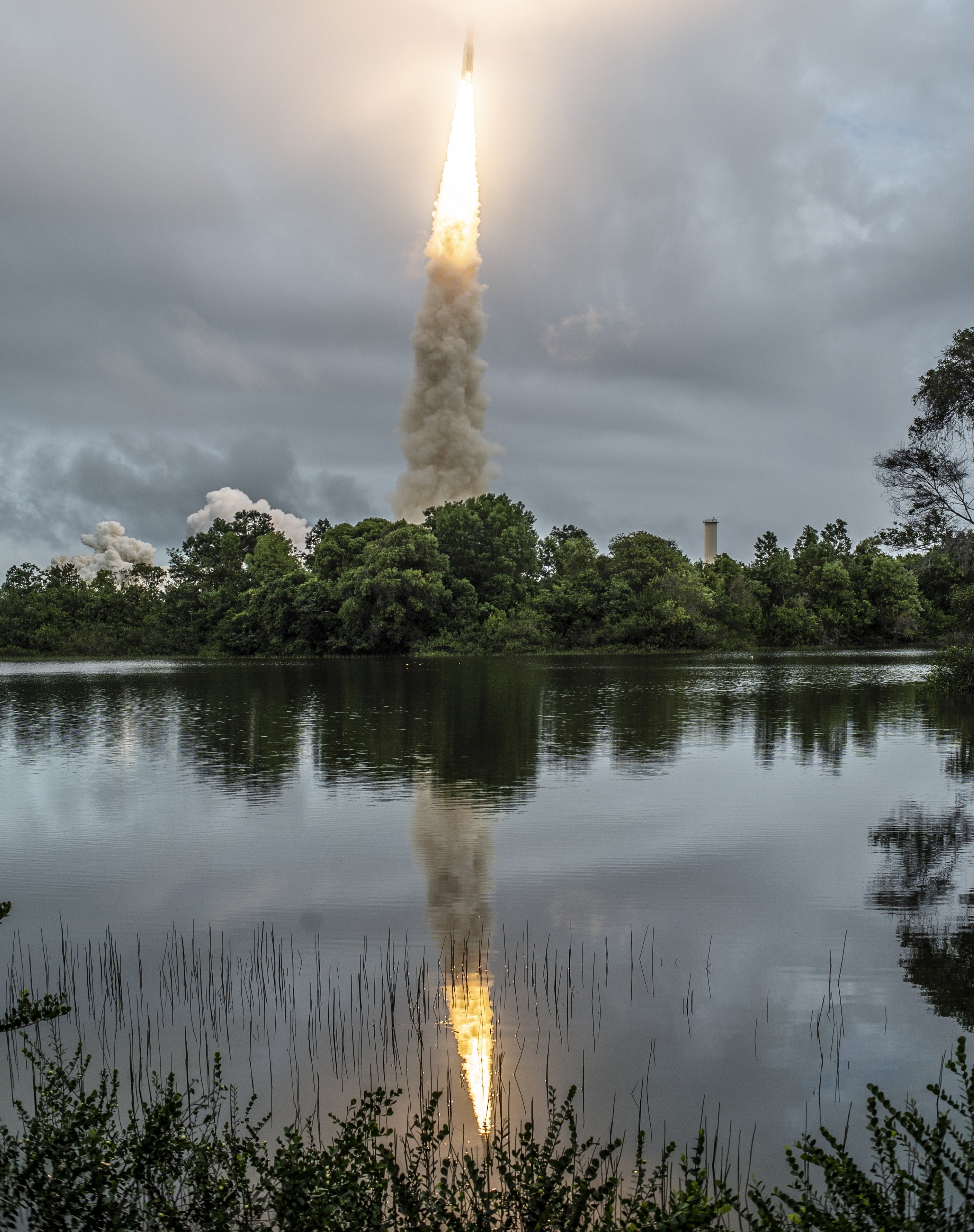 The James Webb Space Telescope is launched with an Ariane 5 rocket from the site in French Guiana on the northeast coast of South America, Dec. 25, 2021. (AA Photo)