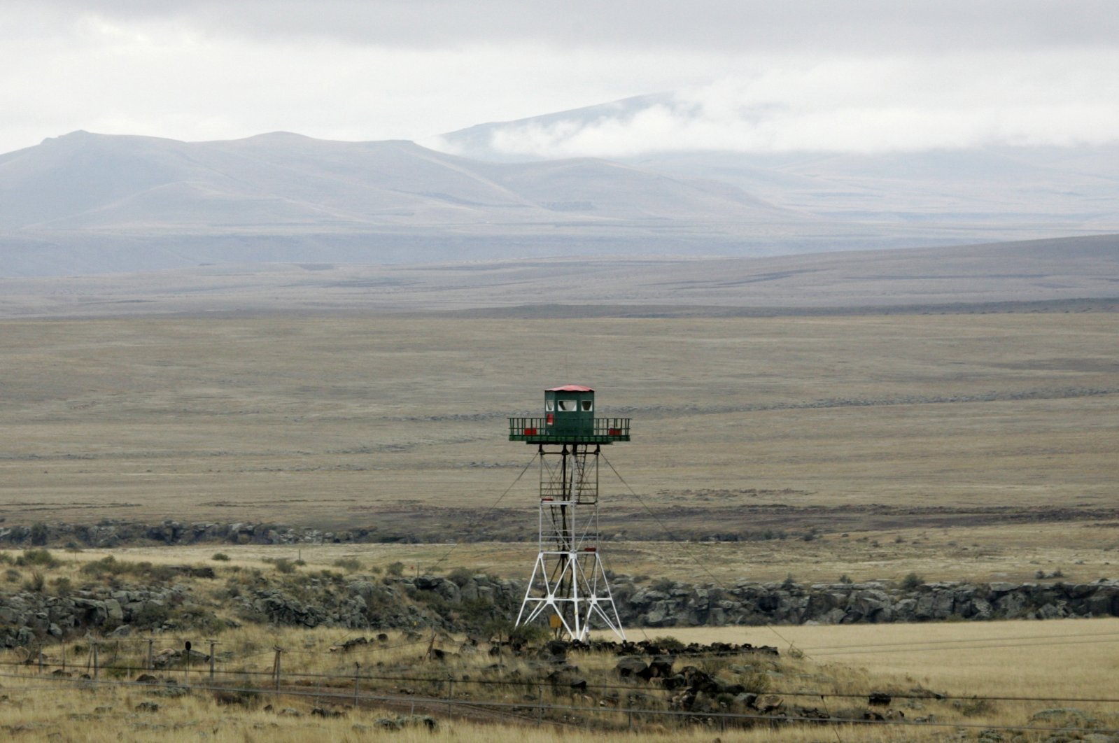 A border tower is seen in Getap, some 85 kilometers northwest of Yerevan, on the Armenian side of the Armenian-Turkish border, Nov. 1, 2009. (Reuters Photo)
