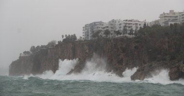 Waves crash into the cliffs of downtown Antalya during a storm, in southern Turkey, Dec. 30, 2021. (IHA Photo)