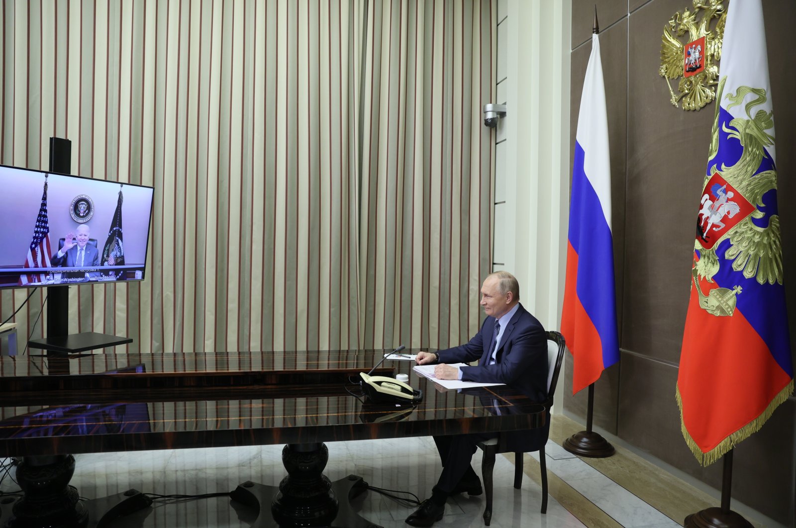 Biden-Putin akan membahas krisis Ukraina dalam panggilan telepon lain