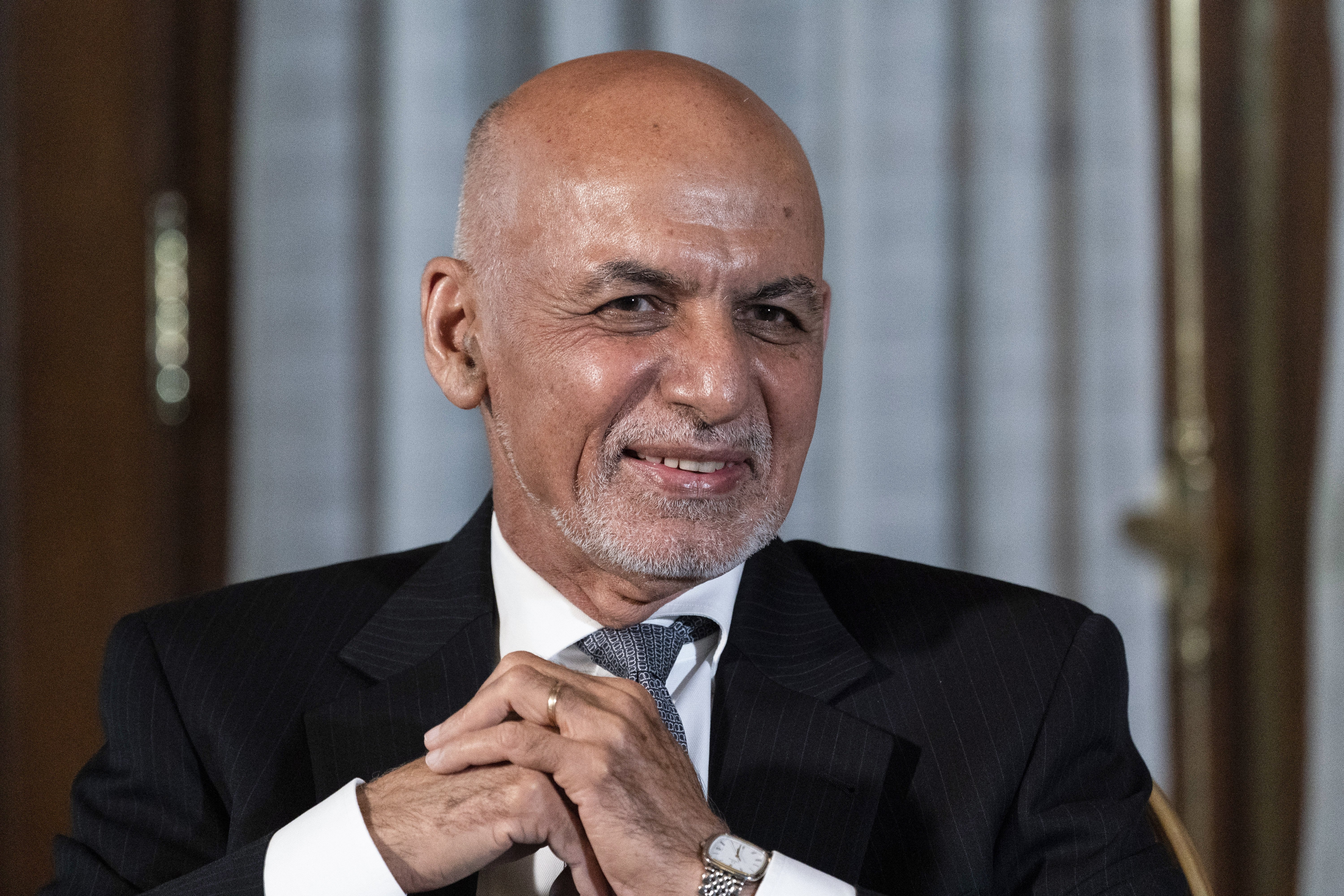 ‘Saya harus mengorbankan diri untuk menyelamatkan Kabul’: Mantan Presiden Ghani