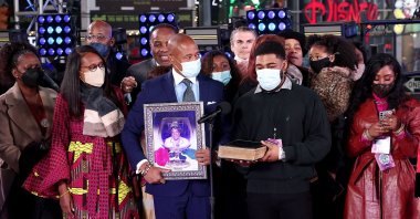 Eric Adams is sworn in as the 110th mayor of the city of New York on January 01, 2022 in New York, NY. (Getty Images/AFP Photo) 