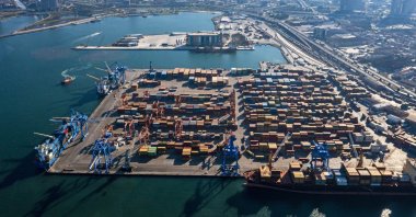 Containers are seen at the Port of Izmir in western Turkey, Dec. 24, 2021. (AA Photo)
