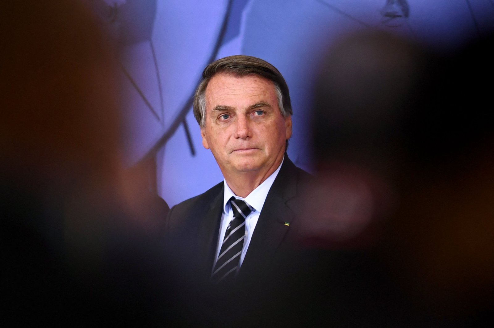 Presiden Brasil Bolsonaro segera dirawat di rumah sakit karena sakit perut