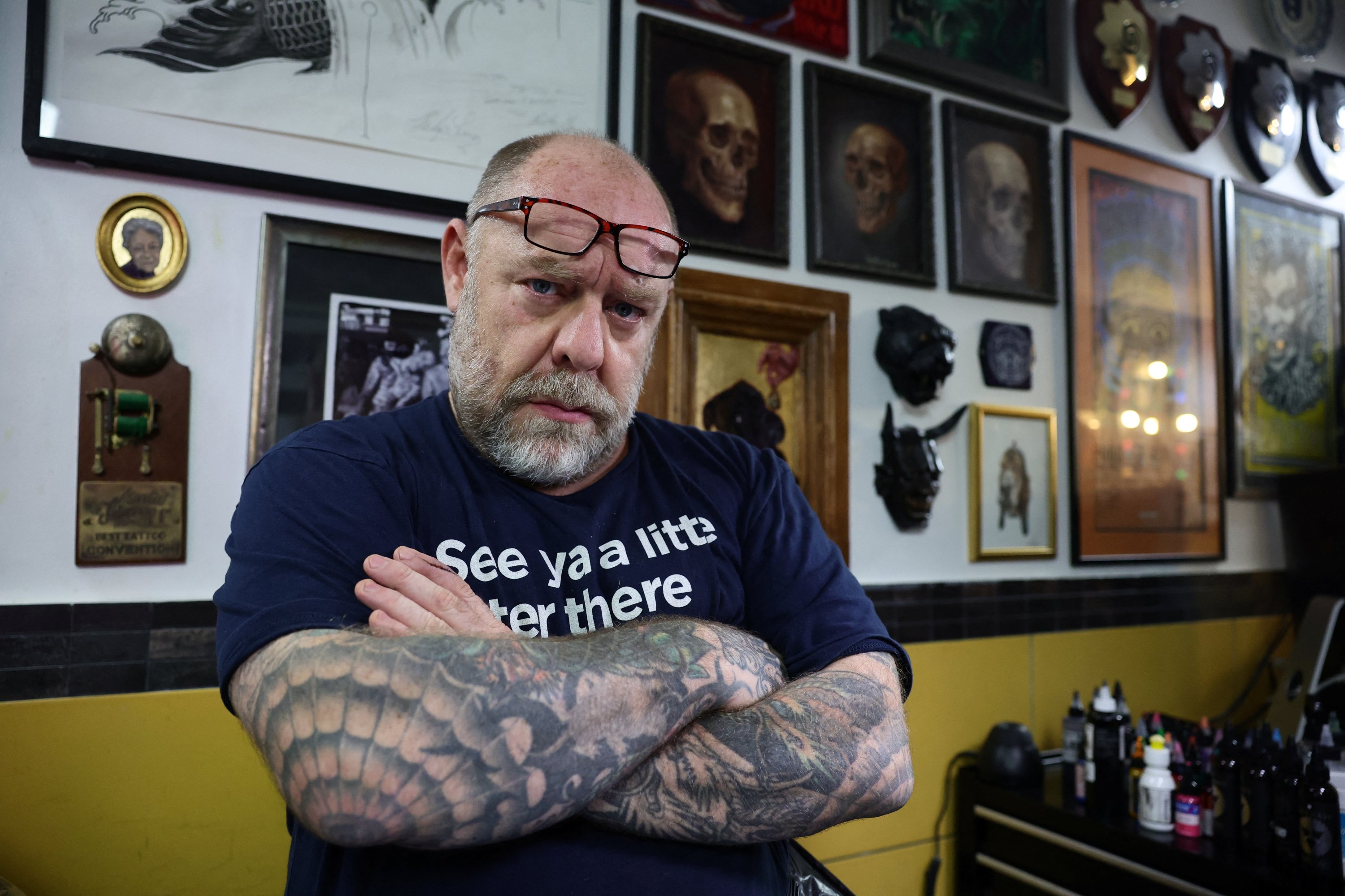 Save the pigments: Tattoo artists object to new EU ink rules | Daily Sabah
