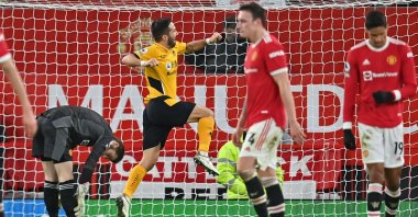 Wolverhampton Wanderers' Joao Moutinho (C) celebrates after scoring in a Premier League match against Manchester United at Old Trafford in Manchester, England, Jan. 3, 2022. (AFP Photo)