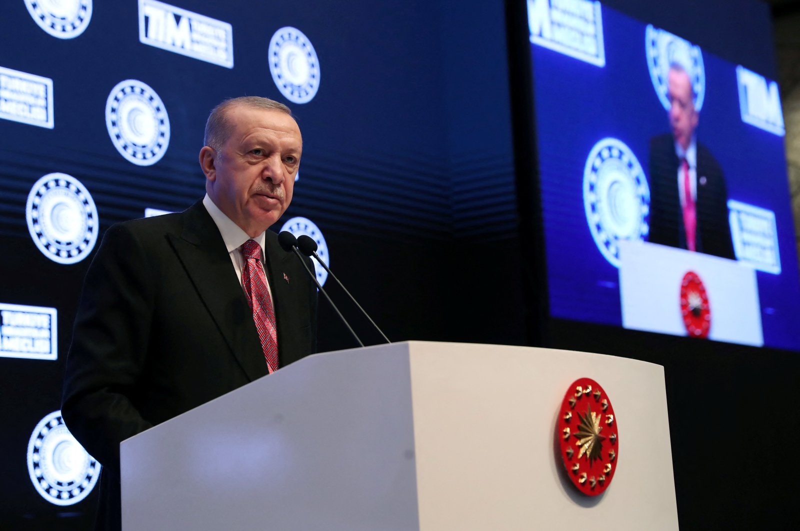 President Recep Tayyip Erdoğan addresses businesspeople during a meeting in Istanbul, Turkey, Jan. 3, 2022. (Reuters Photo)