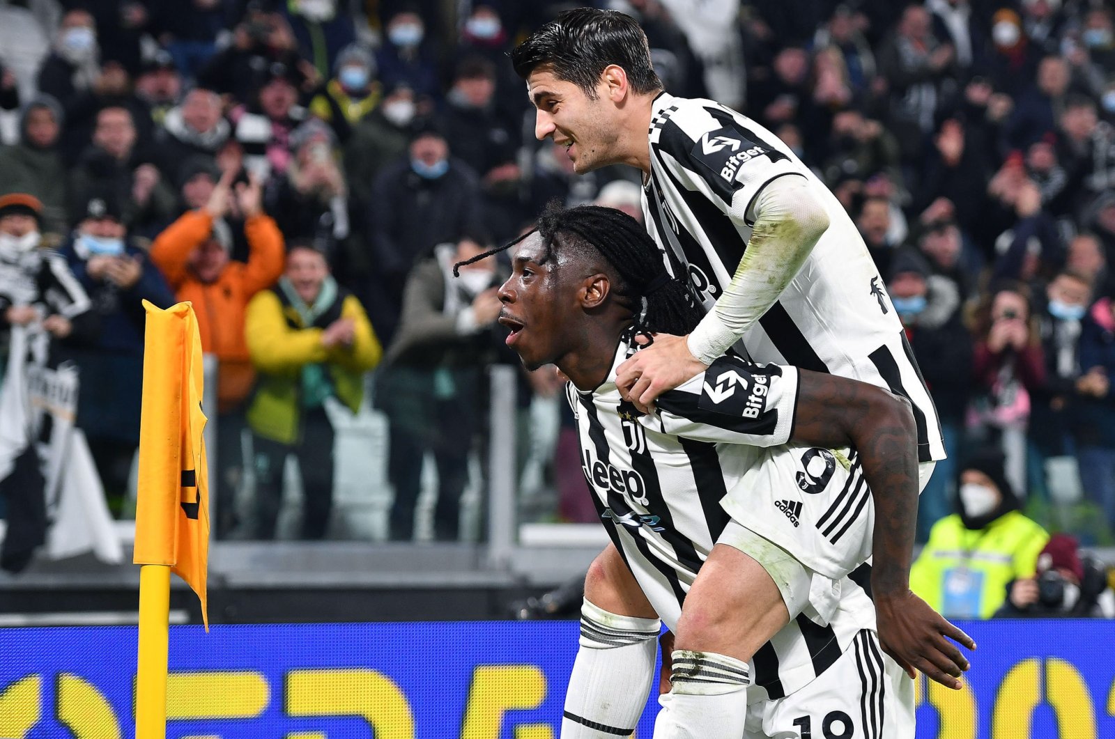 Juventus&#039; Moise Kean (L) celebrates with teammate Alvaro Morata after scoring a goal against Cagliari, Turin, Italy, Dec. 21, 2021. (EPA Photo)