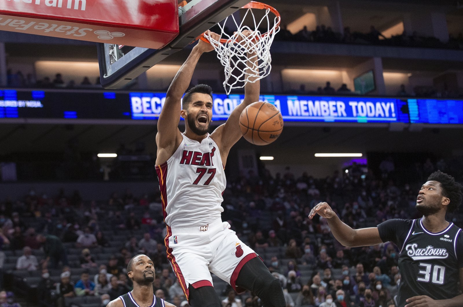 Bintang NBA Turki yang sedang naik daun, Yurtseven, menghidupkan Heat di Miami