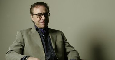 Director Peter Bogdanovich poses for a photo on Feb. 17, 2005, at the Regent Beverly Hills in Beverly Hills, California, U.S. (AP)