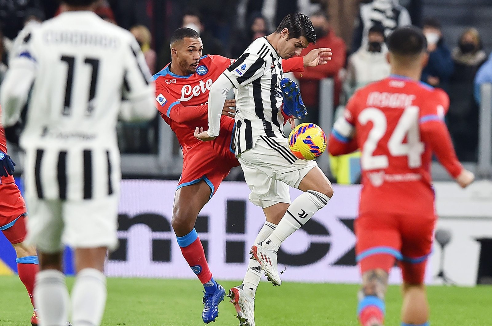 Juventus’ Alvaro Morata (CR) and Napoli’s Juan Jesus (CL) in action during a Serie A match in Turin, Italy, Jan. 6, 2022. (EPA Photo)