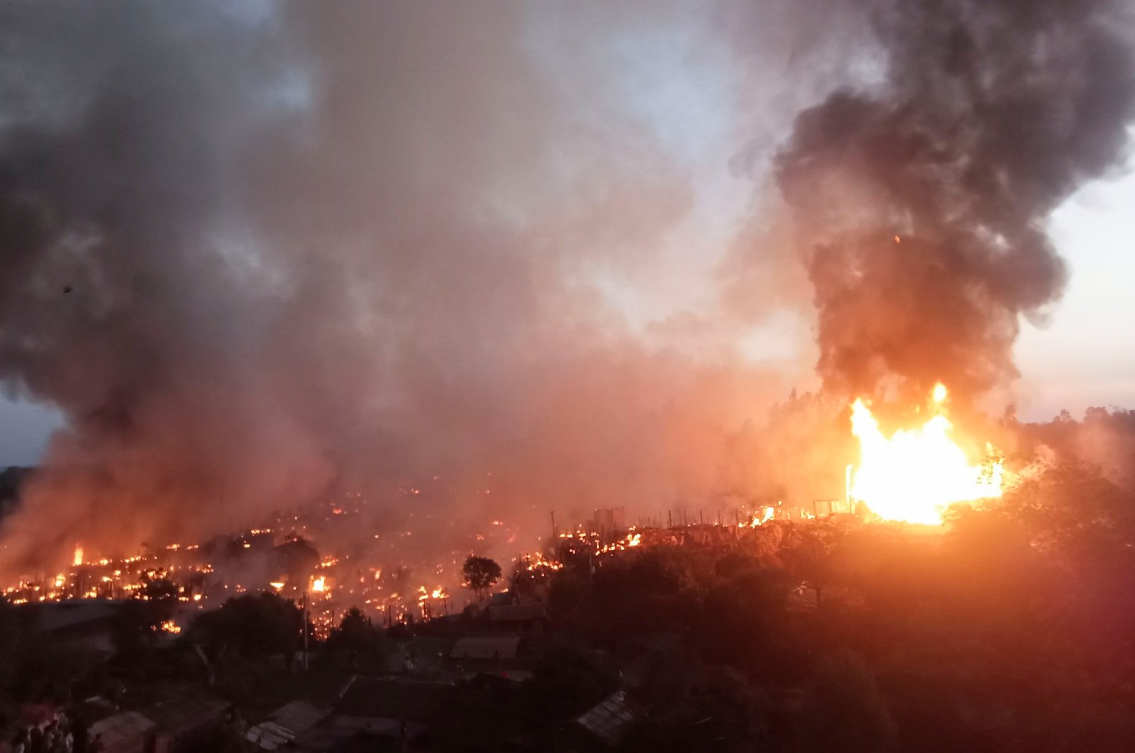 A general view of the fire that broke out at the Balukhali Rohingya refugee camp in Cox&#039;s Bazar, Bangladesh, Jan. 9, 2022. (Reuters Photo)