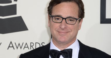 Bob Saget arrives on the red carpet for the 56th Grammy Awards at the Staples Center in Los Angeles, California, U.S., Jan. 26, 2014. (AFP Photo)